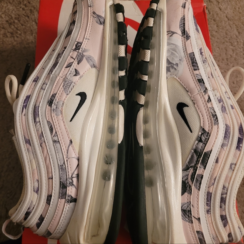 Flower Nike Air Max 90 Size 9 (Women) (No Box)